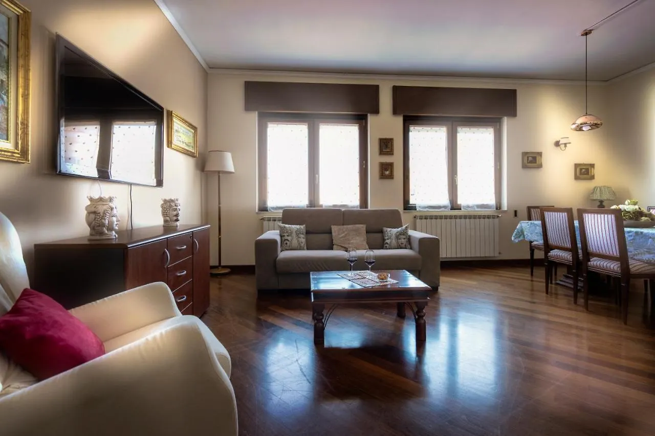 Al Sesto City Center Capo dʼOrlando Appartamento