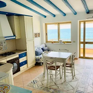 Sea View With Bicycles And Stand-up Paddle Appartamento